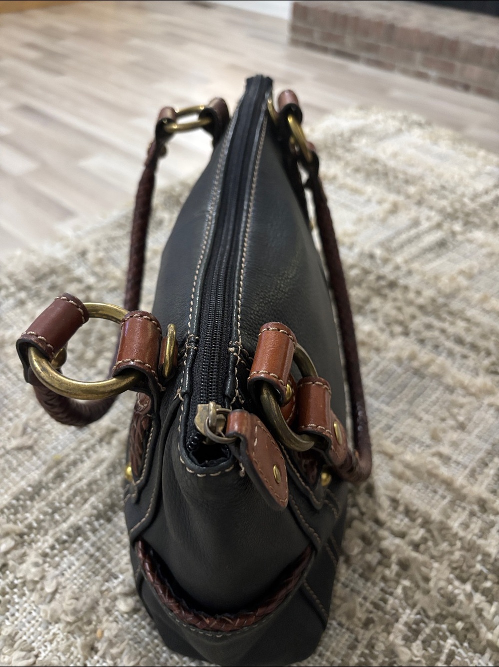 Fossil black leather with cream stitching, double braided handles, - Picture 9 of 14